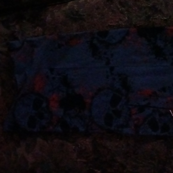 Mask - Picture 2 of 2